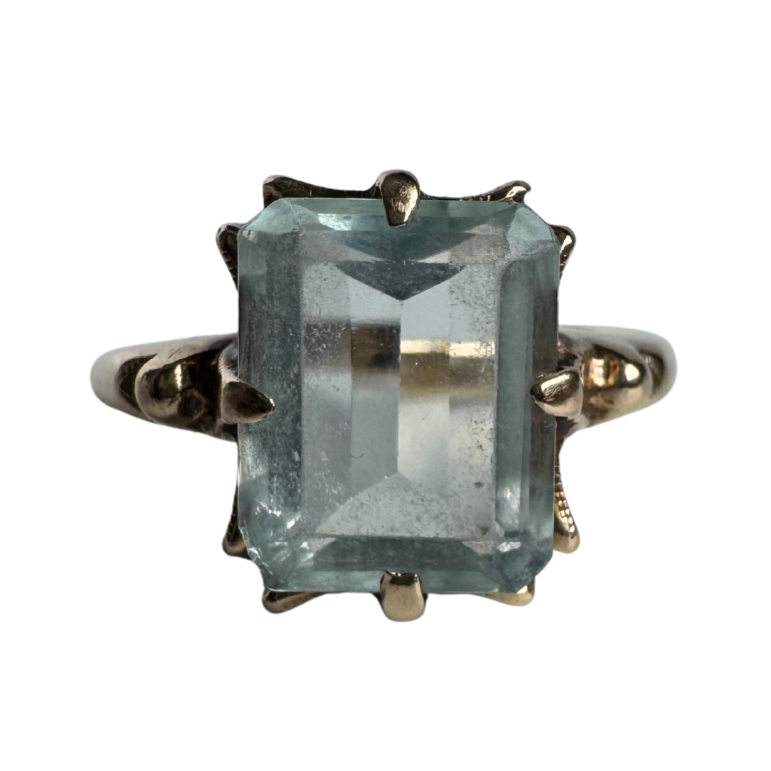 10K Gold Cocktail Ring