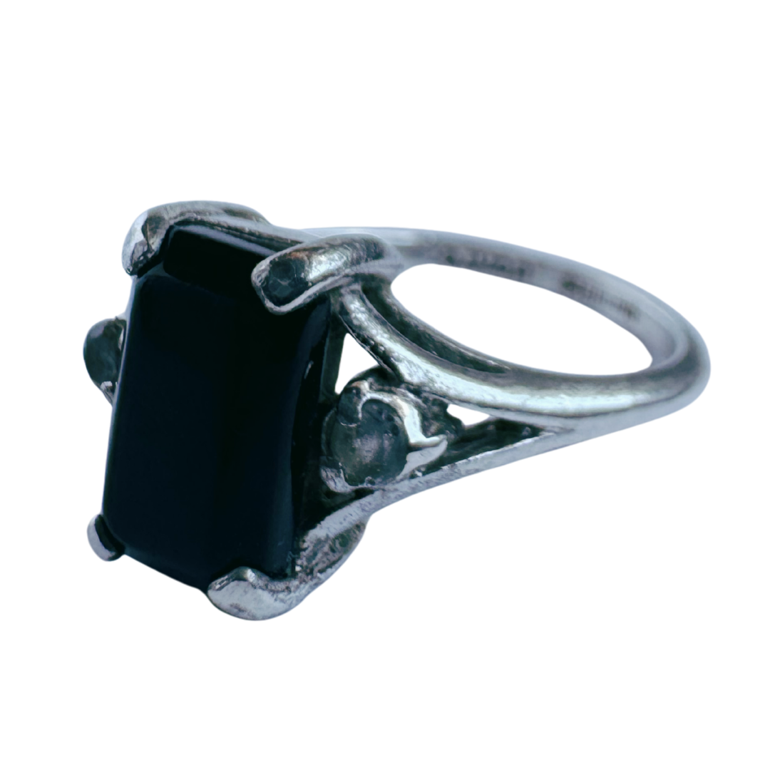Black Gem Cocktail Ring